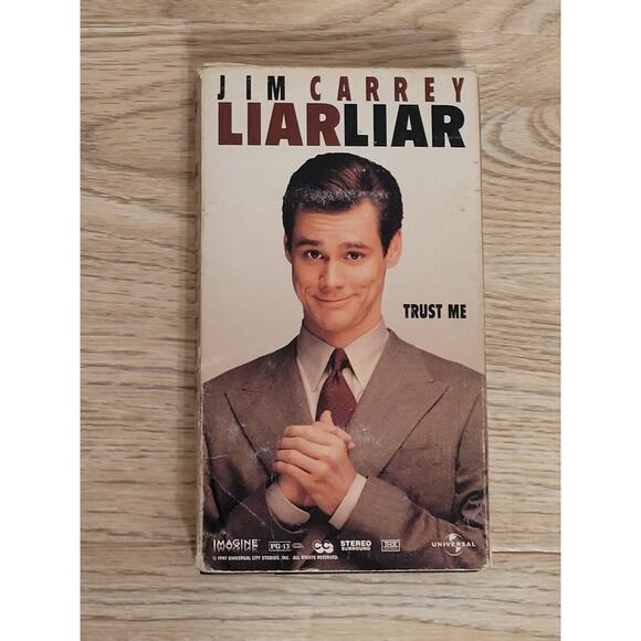 Liar Liar VHS Jim Carrey Universal Pre-owned Untested Comedy Classic - Picture 1 of 3